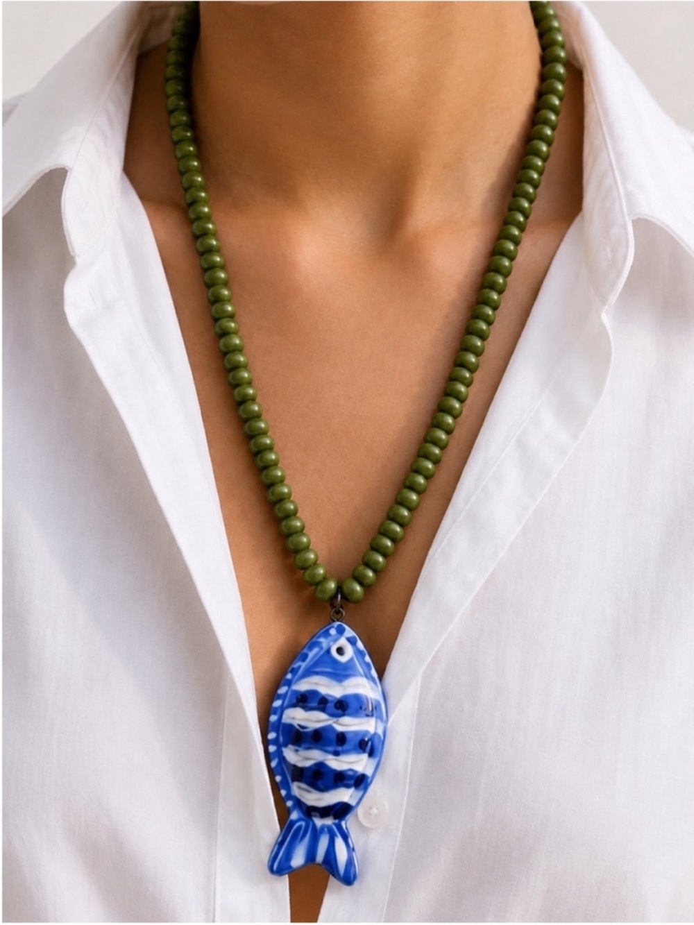 New! Coastal Blue Fish Green Beaded Necklace NWOT 5026 - Picture 1 of 2